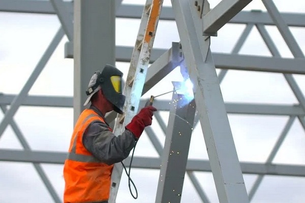 مزایا و کاربرد جوشکاری ذوبی در صنعت ساختمان